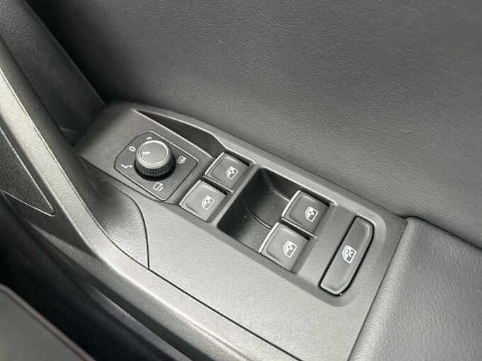 SEAT Leon 1.5 TSI EVO FR 5dr