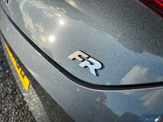 SEAT Leon 1.5 eTSI 150 FR Sport 5dr DSG