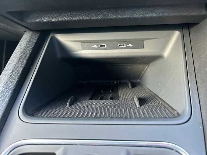 SEAT Leon 1.5 eTSI 150 FR Sport 5dr DSG