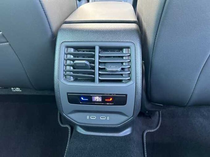 SEAT Leon 1.5 eTSI 150 FR Sport 5dr DSG