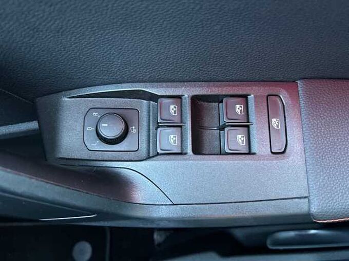 SEAT Ibiza 1.0 TSI 95 FR Sport 5dr